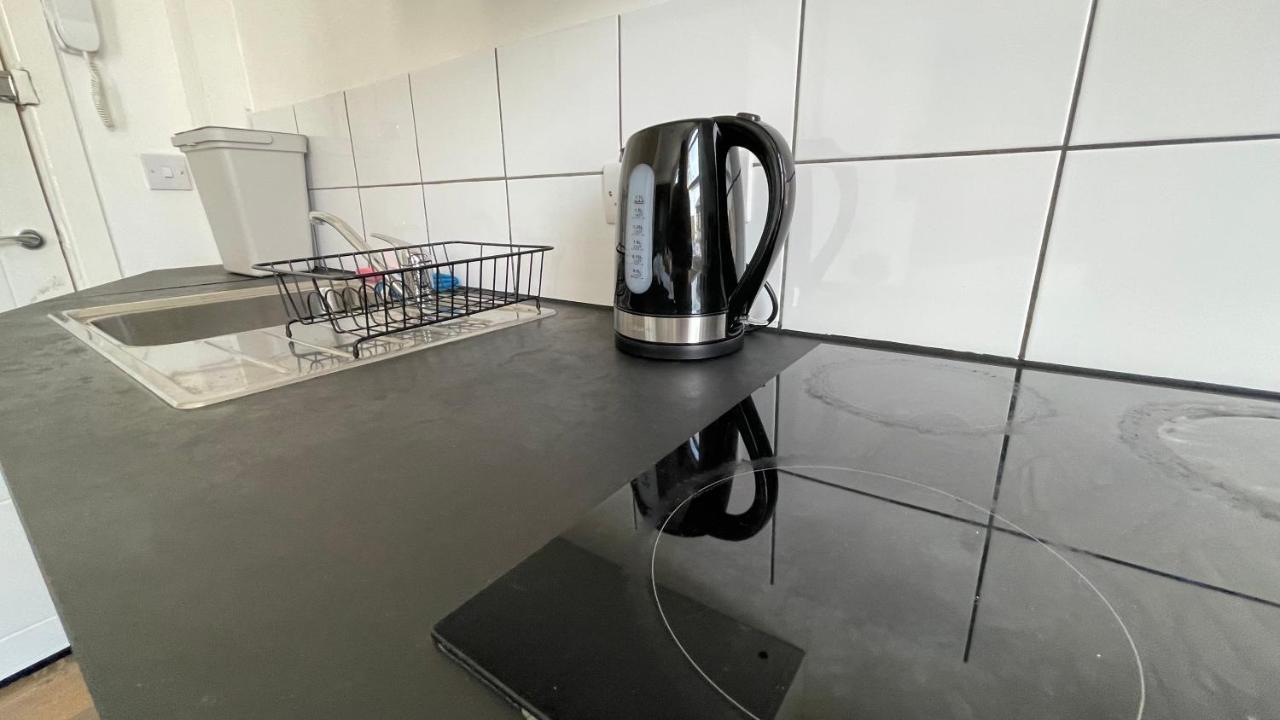 Lovely Studio Flat In The Heart Of Holloway. London Exterior foto